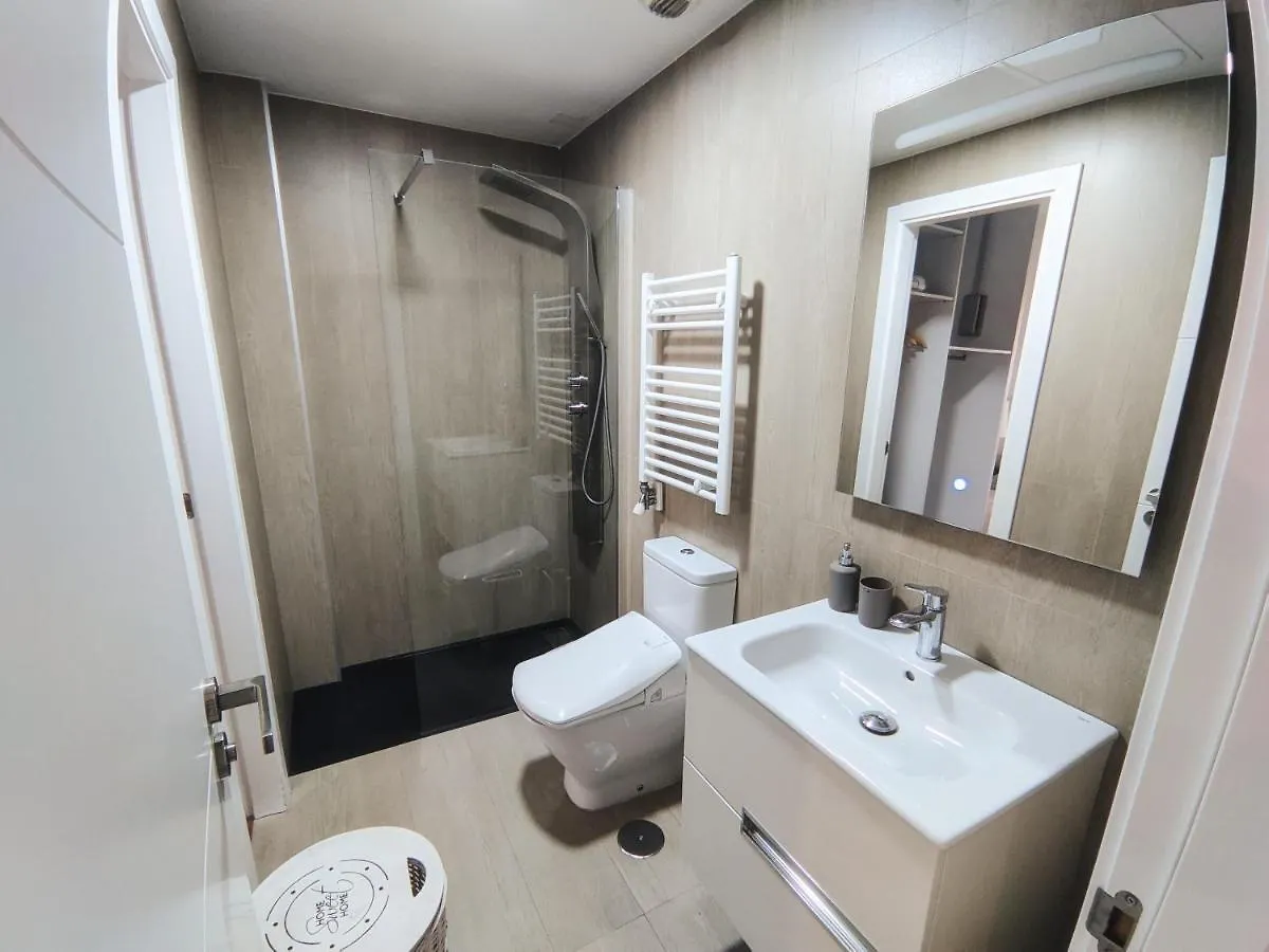 דירות Apartamento Dlux גרנדה 0*,